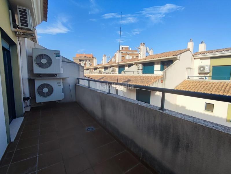 Foto 56a44dda-6865-43fd-90f6-c3f8a280832d. Miete reihenhaus mit parking in Benipeixcar - El Raval Gandia