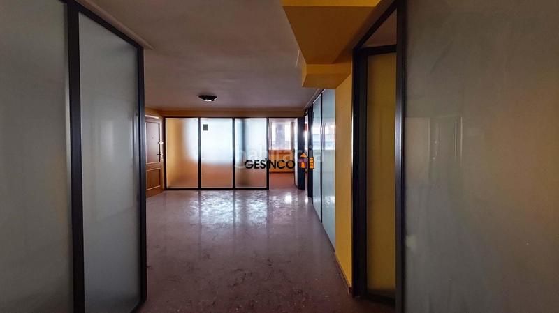 Foto 283aea2c-21d6-4c85-9228-9d7de783a0d4. Alquiler local comercial  en planta entresuelo en venta y alquiler en Ontinyent