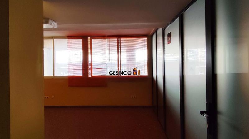 Foto 4ae8dc30-a91d-46ac-a3b2-8cd9c663e6e8. Alquiler local comercial  en planta entresuelo en venta y alquiler en Ontinyent
