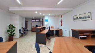 Alquiler Planta baja en Sant Josep-Zona Hospital. Entresuelo en venta o alquiler en amplia avenida de ontinyent