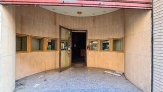 Location Local commercial  Calle de josé iranzo. Local comercial con salida de humos en alquiler en ontinyent