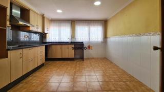 Pis a Sant Josep-Zona Hospital. Piso con ascensor en venta en ontinyent  barrio san josé