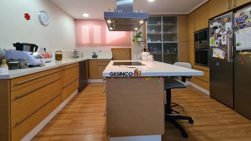 Foto 3f9f0b3d-1ce6-40b1-b59e-f25f9998752e. Maison avec parking dans Centro Ontinyent