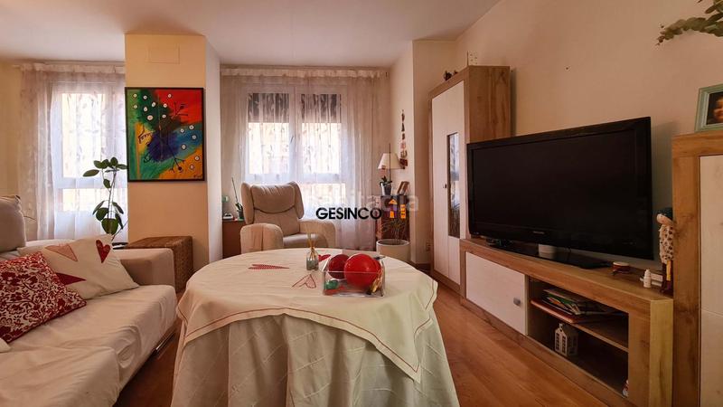 Foto ac9f298c-9e02-4fc0-a571-b23258976ab0. Maison avec parking dans Centro Ontinyent