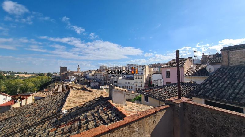 Foto d8a11e6a-df80-4c40-9d04-c0fd2927c029. Casa a Centro Ontinyent