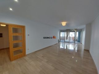 Appartamento in Xàtiva. Piso céntrico en buen estado