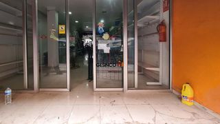 Local Comercial a Calle del Músico Enric Casanova 13