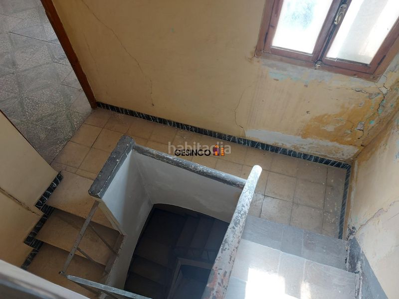 Foto 4b7469fb-b2d3-47c7-b776-87fa4211a93f. Casa amb aparcament a Xàtiva