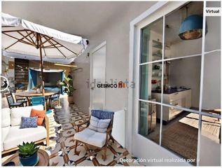 Casa in Xàtiva. Casa bien situada con patio y terraza