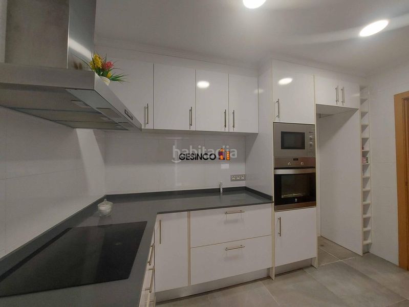 Foto f8b6002e-21fb-457e-9094-fbde22946334. Casa a Xàtiva