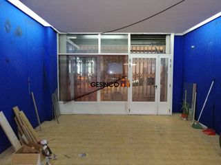 Business premise in Calle MUSIC MARTINEZ VALLS 57