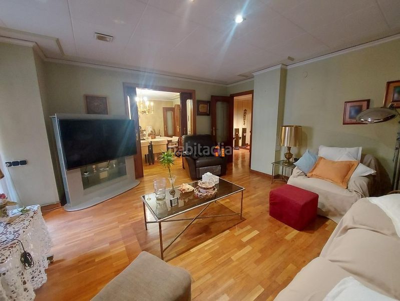Foto f735cade-f864-4334-bde4-550b6cf051b5. Pis a Xàtiva