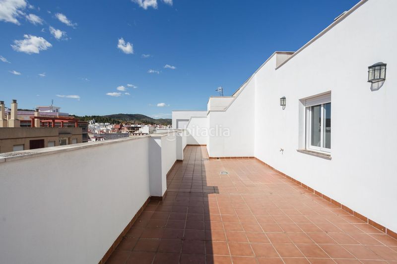 Foto 33f7004e-555b-413d-9253-c53877b3f0bd. Àtic amb aparcament a Corea Gandia