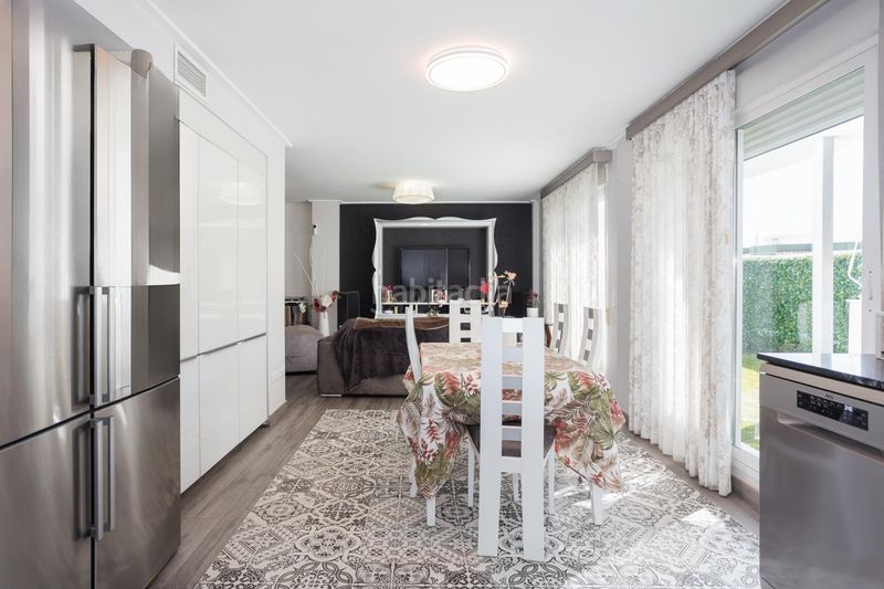 Foto 3daa6495-f6f1-4f93-b1d9-3cf3ed535552. Àtic amb aparcament a Corea Gandia