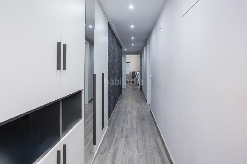 Foto 40909a64-1a74-4a91-bf60-913ef97fe704. Àtic amb aparcament a Corea Gandia