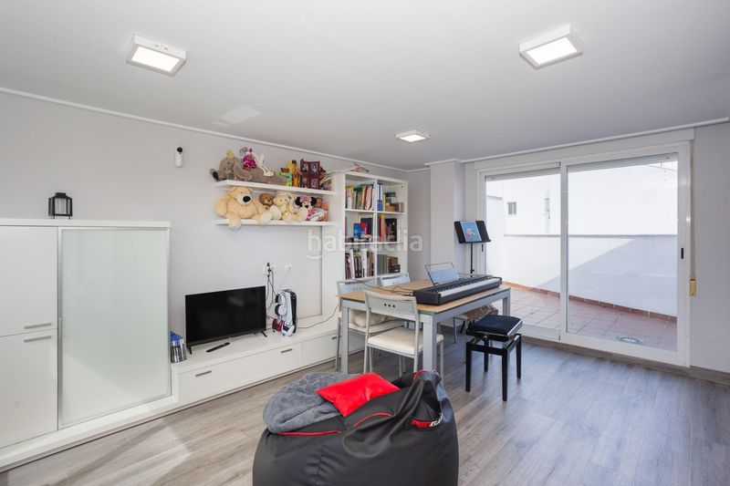 Foto 501a801f-ea2b-427e-af91-0b20d82f8abd. Àtic amb aparcament a Corea Gandia