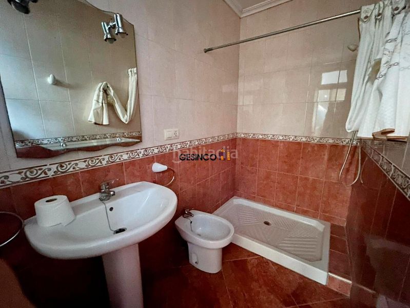 Foto c99b7b47-e802-45c8-9b2a-926923e42373. Casa amb aparcament a Manuel