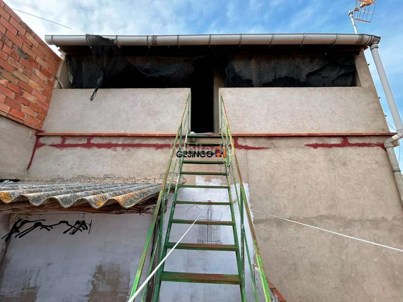 Foto c7035b87-93ba-43d6-a47d-3bf2f5f26e8f. Casa amb aparcament a Senyera