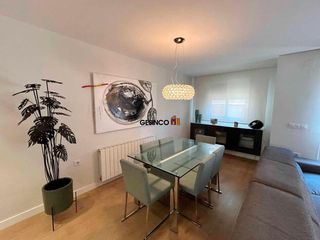 Casa adossada a Manuel. Vivienda adosada totalmente reformada