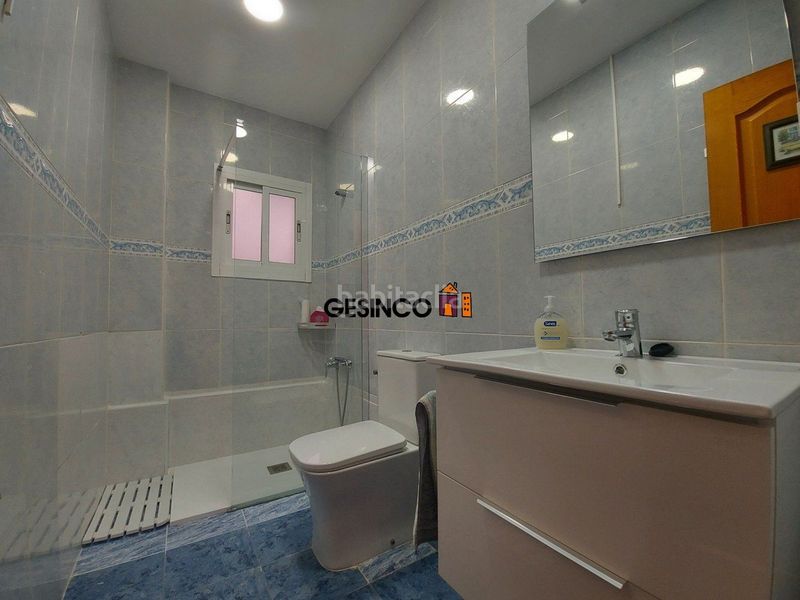 Foto dc2c1b63-7a1f-42a8-b600-12bfb3e9b119. Pis a El Genovés
