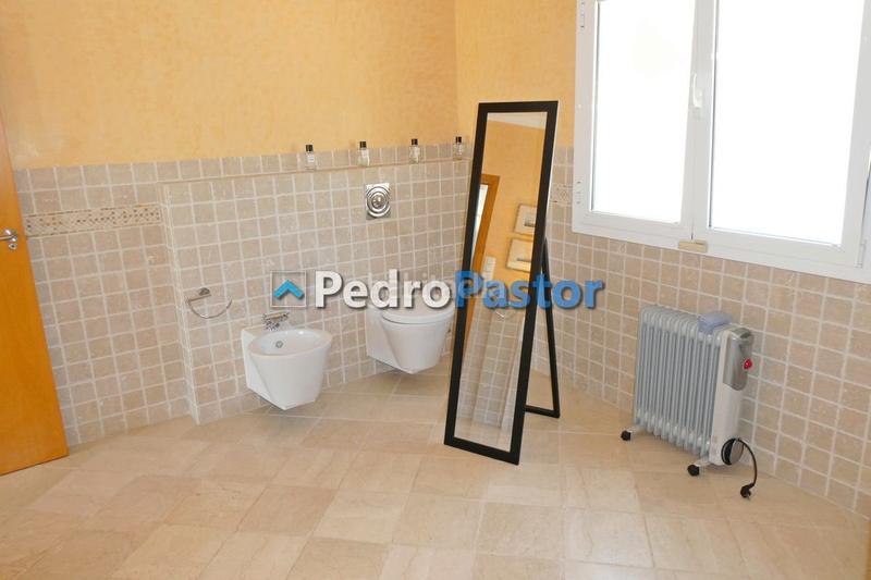 Foto 60559720-cbf0-4c52-a56f-b835455ae4f6. Chalet en La Pedrera-Vessanes Dénia