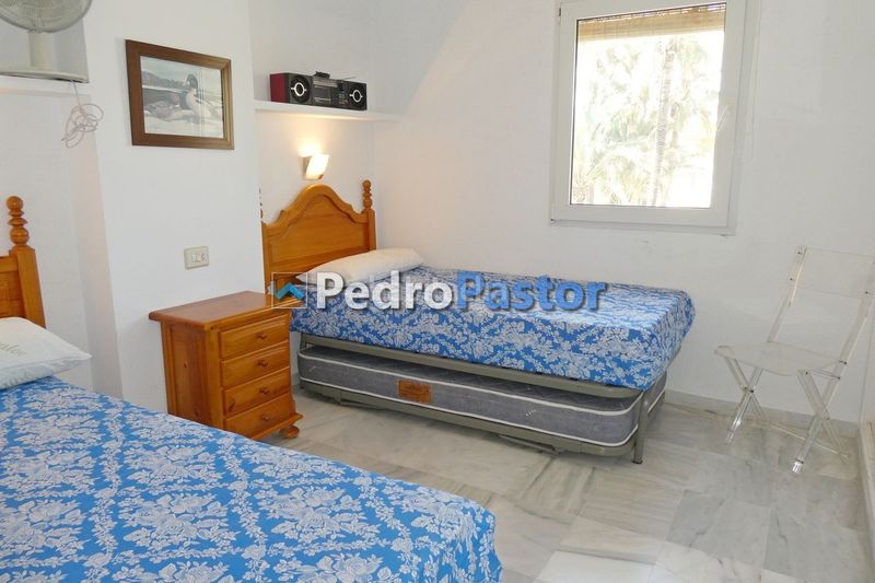 Foto 065d2830-fe04-4648-88d8-c351a1e47816. Apartament amb calefacció aparcament piscina a Les Bovetes - La Felicidad Dénia