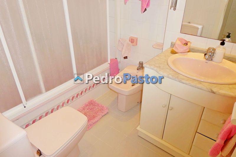 Foto 64529b39-773f-44e3-b0f5-c6e93aac9caf. Apartament amb calefacció aparcament piscina a Les Bovetes - La Felicidad Dénia
