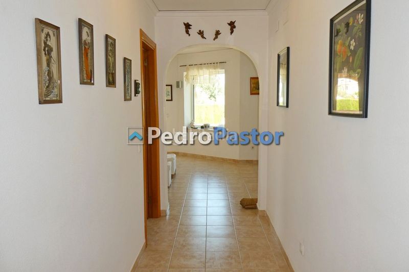 Foto dbf8df2e-cdab-4b64-b963-27ae4d85e2b5. Chalet en El Montgó Dénia