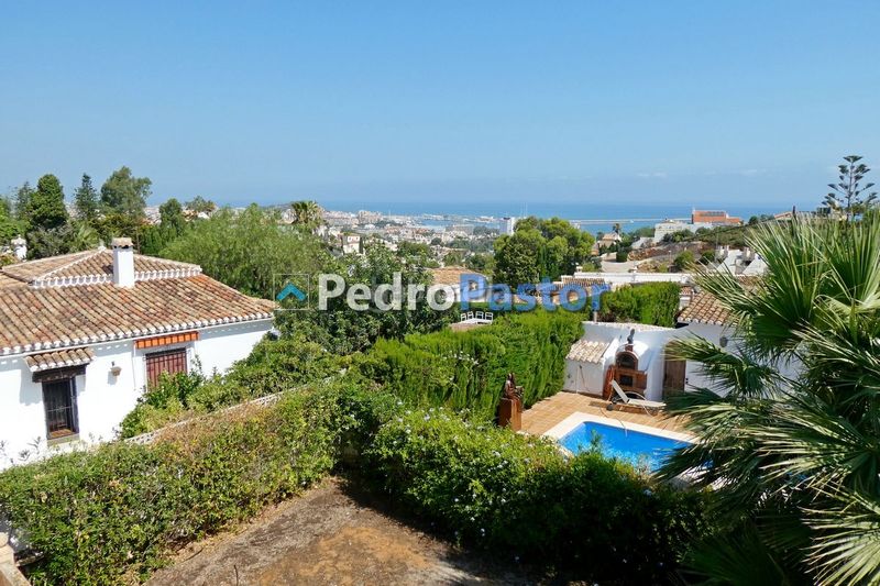 Foto 0404760c-7428-4549-a3f0-4ed6f2146417. Xalet amb calefacció aparcament piscina a El Montgó Dénia