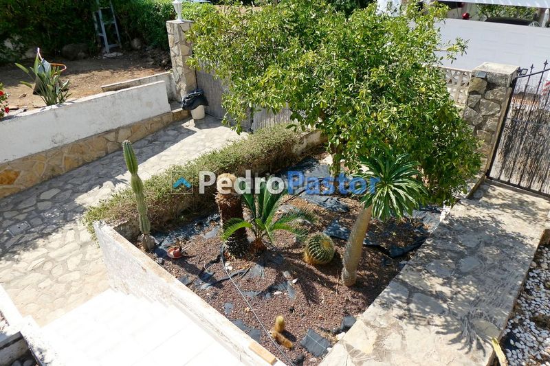 Foto 0f89b8d1-2c80-494a-9175-b82405434559. Xalet amb calefacció aparcament piscina a El Montgó Dénia