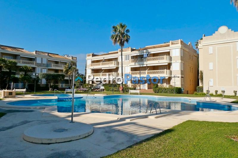 Foto aa0ff19e-bda4-4ed5-abc0-556f3fac96e0. Piccolo appartamento con riscaldamento parcheggio piscina in Dénia