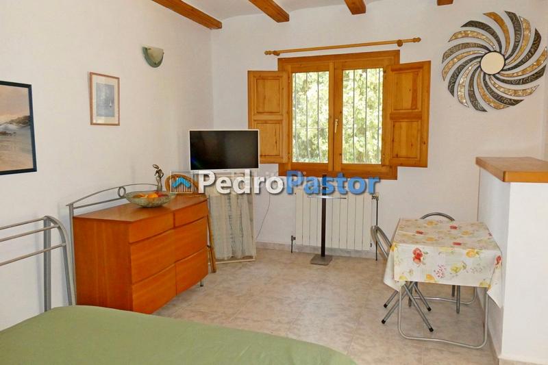 Foto 8376bbed-8312-4c69-bc66-97bd8939bbea. Chalet mit heizung pool in Pedreguer