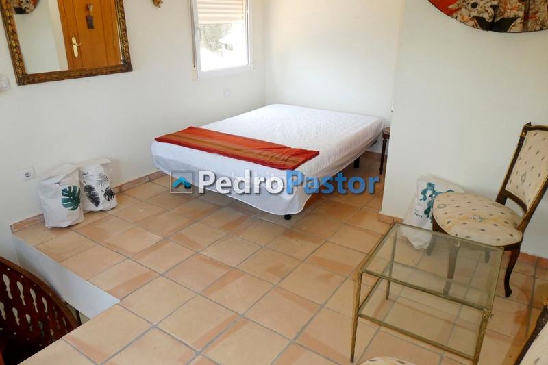 Foto 93bd2ec2-9b9a-4515-b189-ee91168e9284. Chalet mit heizung pool in Pedreguer