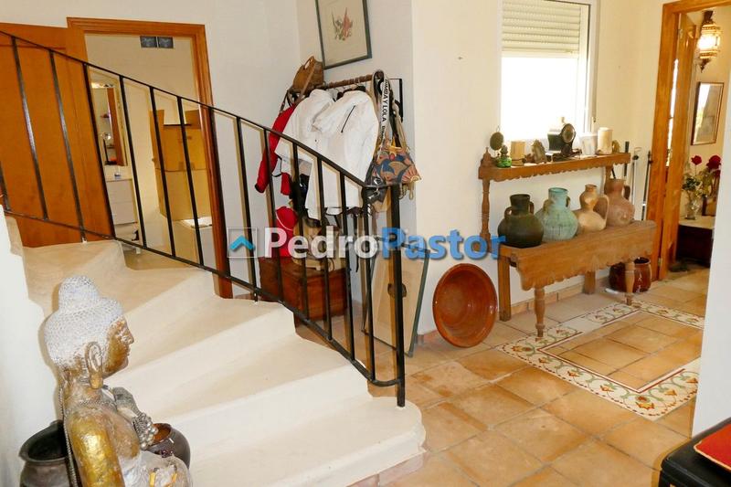 Foto 1e6c2a5d-ffcf-40ea-bff3-f200ab1cf3c0. Chalet en Pedreguer