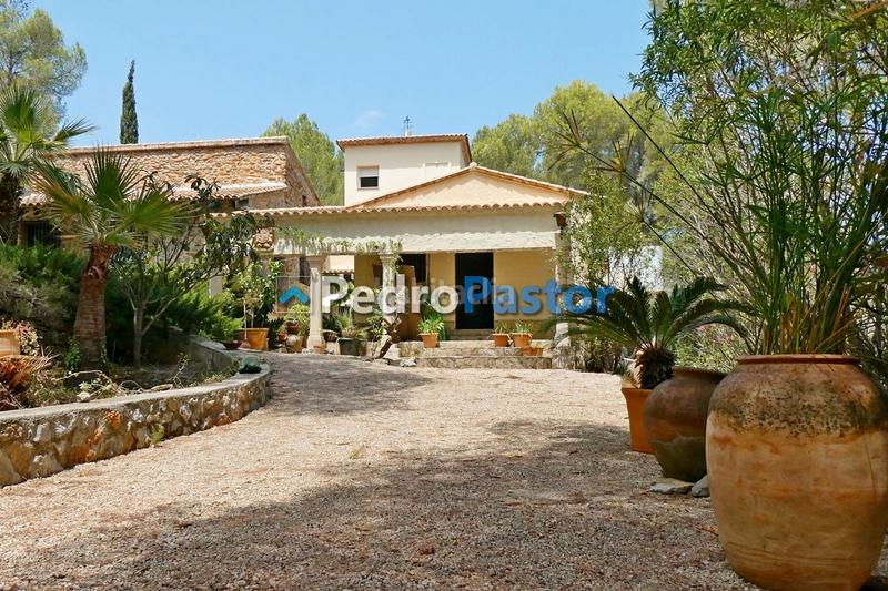 Foto 2bdf36d5-401f-4586-8144-5cdd76bd4007. Chalet en Pedreguer