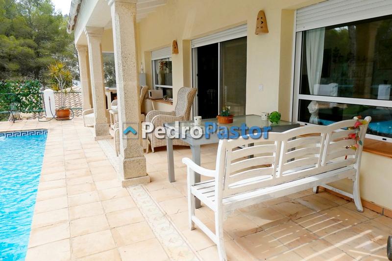 Foto 9d16c7d0-140a-4441-8fe6-0d0979775515. Chalet en Pedreguer