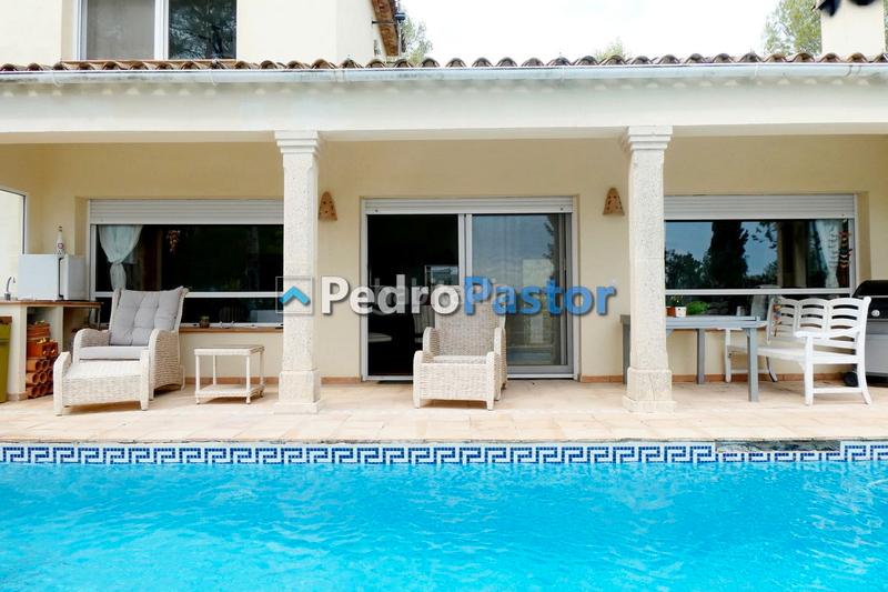 Foto 9d1ca5c1-29c7-482f-b77d-c2c28fda319d. Chalet en Pedreguer