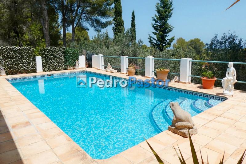 Foto df79d1b9-b991-4666-817b-9b6c1bcdf612. Chalet en Pedreguer