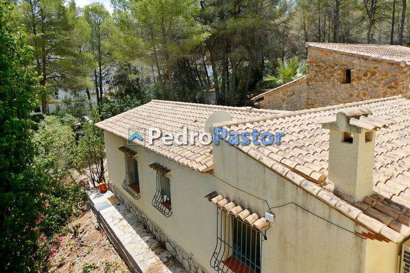 Foto 582d3701-eaa2-42ac-89f3-1116a400b00c. Xalet amb calefacció piscina a La Sella Pedreguer