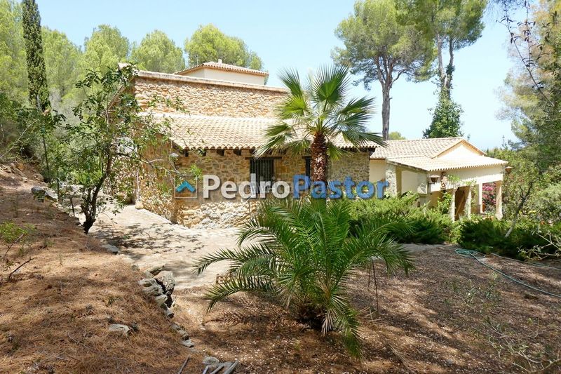 Foto 6c7f7325-eb8d-45a9-8788-ecc078bd98c8. Xalet amb calefacció piscina a La Sella Pedreguer