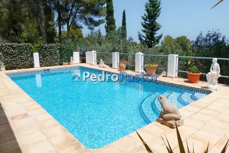 Foto df79d1b9-b991-4666-817b-9b6c1bcdf612. Xalet amb calefacció piscina a La Sella Pedreguer