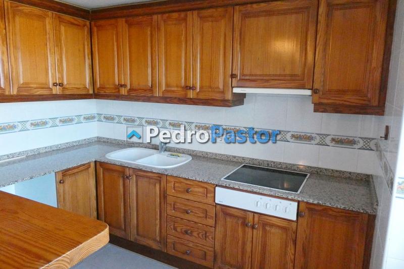 Foto 2b0e1678-7491-49fb-87bd-67bdf0f47d90. Chalet en Pedreguer