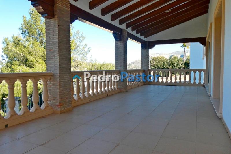 Foto 30436aa2-a1f4-4ecc-98ed-e4056eebd0ae. Chalet en Pedreguer