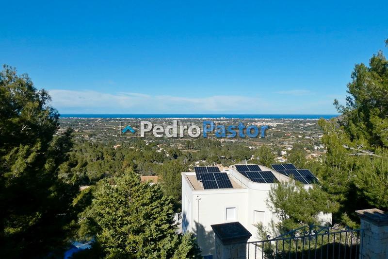 Foto 41b6f90a-54b3-4eca-8f90-5e07d8ef5dd3. Chalet en Pedreguer