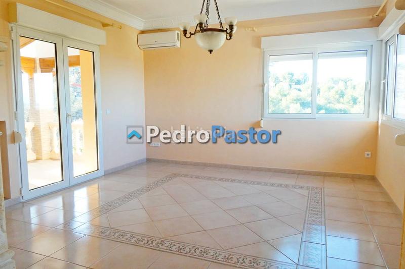 Foto 5f87f737-1b9e-489c-a86f-9d485f5fc93e. Chalet en Pedreguer