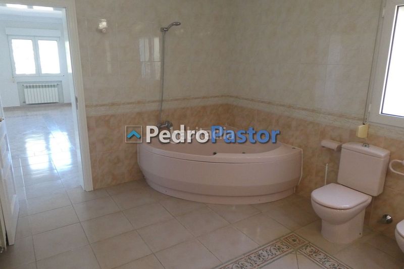Foto 123ffdfd-cd30-4c19-ba14-87d9368298ea. Xalet amb calefacció piscina a Pedreguer