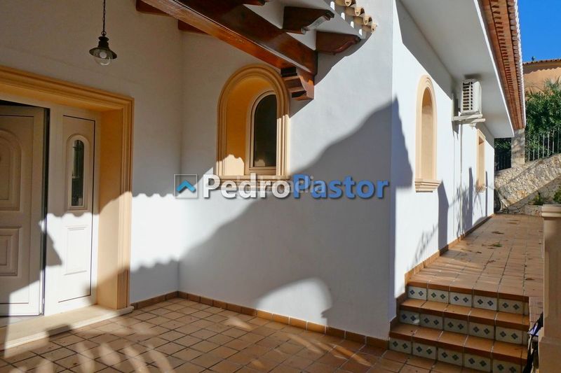 Foto ae501f9c-2c76-42d0-8ee9-6afe2569c800. Xalet amb calefacció piscina a Pedreguer