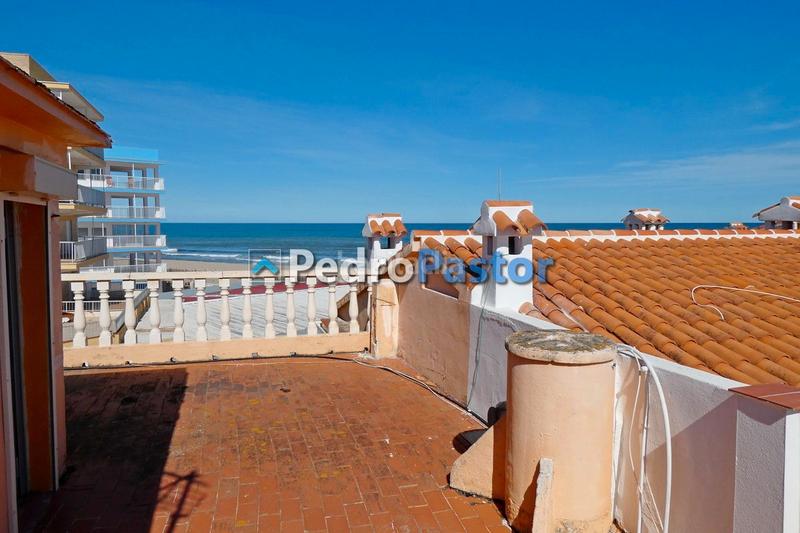 Foto ecee89db-21a4-43ba-8d79-cd2086786971. Haus mit parking in Devessa - Monte Pego Dénia