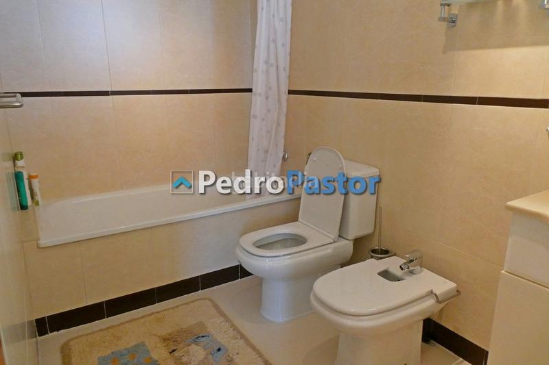 Foto 378ff248-82d7-4385-b663-dcb58240d2a9. Apartament amb calefacció aparcament piscina a Les Bovetes - La Felicidad Dénia