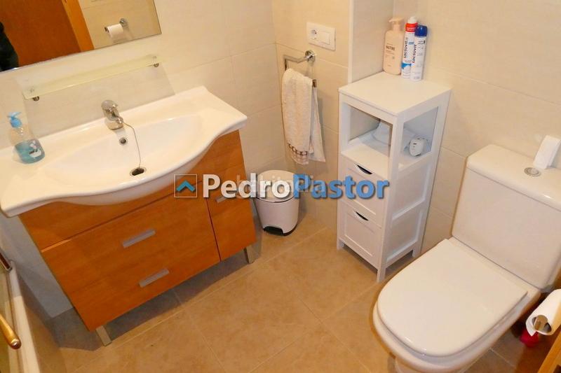 Foto 95d218eb-0a19-4df8-a249-878cb521b0f1. Apartament amb calefacció aparcament piscina a Les Bovetes - La Felicidad Dénia